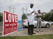 تجمع مردم در پی حمله به امام جماعت مسجد ایندیانای آمریکا
