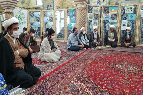 تصاویر/ اختتامیه دوره قرآنی و آموزشی مدرسه علمیه حافظین کرمانشاه