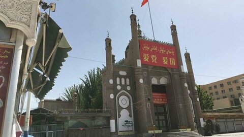 ساخت سرویس بهداشتی در محل مسجد تخریب شده در چین