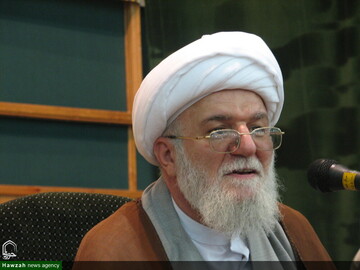 آیت الله تسخیری یکی از بزرگان و نمادهای امت اسلامی بود