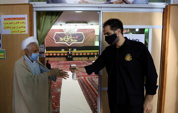 تصاویر/ مراسم عزاداری اباعبدالله الحسین(ع) در بیوت مراجع و علما