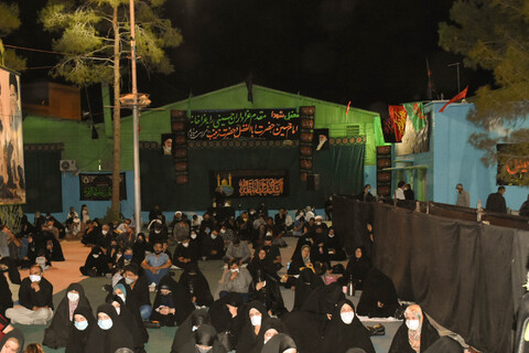 مراسم عزاداری سالا شهیدان در گلستان شهدای اصفهان
