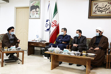 مسئولان به موضوع فرهنگ دینی جامعه  توجه کنند