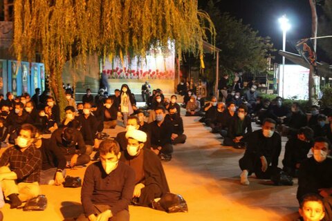 تصاویر/ اقامه عزای حسینی در گلزار شهدای گمنام سنندج با حضور طلاب و روحانیون