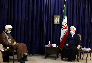 سوژه یابی در قضیه عاشورا و پیام های آن نقطه توقفی ندارد/ هنرهای مختلف در خدمت عاشورا و مفاهیم بلند آن قرار گیرد