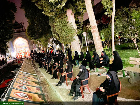 بالصور/ إقامة مجالس العزاء الحسيني في العشرة الأولى من محرم في مختلف أرجاء إيران (1)