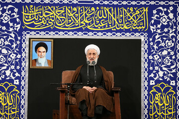 فیلم | سخنرانی حجت الاسلام والمسلمین صدیقی شب هفتم محرم در حضور رهبر معظم انقلاب