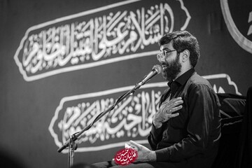 صوت | مداحی شب ششم محرم ۹۹ با نوای سید رضا نریمانی