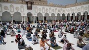 Egypt mosques reopen for Friday prayers