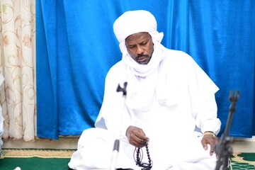 روزه‌داری در روز عاشورا بدعت است/ شیعیان برادران خونی و ایمانی ما هستند