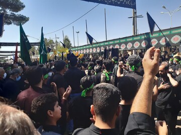 فیلم | مراسم پرشور عاشورای حسینی در نوش آباد