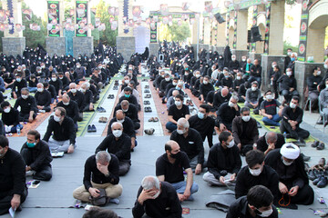 تصاویر / برگزاری مراسم عزاداری روز عاشورا در همدان