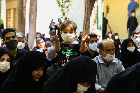 تصاویر/ مراسم سوگواری ظهر عاشورای حسینی در مدرسه علمیه چهارباغ