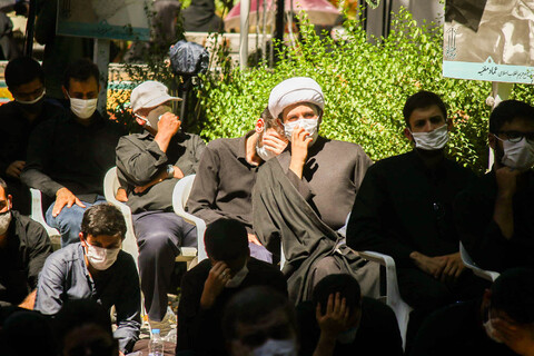 تصاویر/ مراسم سوگواری ظهر عاشورای حسینی در مدرسه علمیه چهارباغ