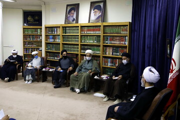 شهریه طلاب کفاف زندگی آنان را نمی دهد