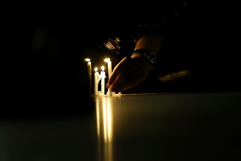 تصاویر/ آیین شمع روشن کردن در شام غریبان