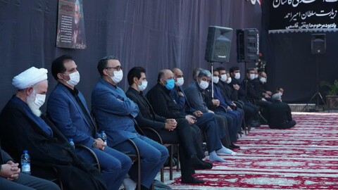 تصاویر/ حضورنماینده ولی فقیه در کاشان در مراسم عزاداری عاشورای حسینی