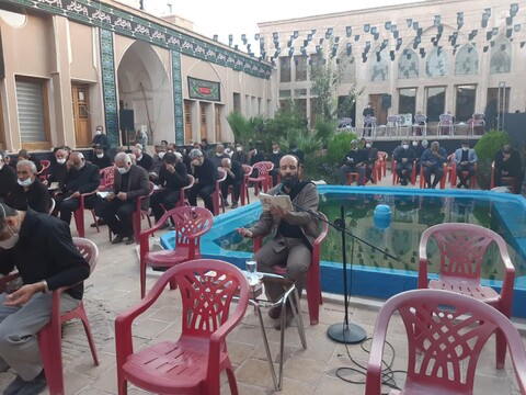 تصاویر/ عزاداری حضرت سیدالشهداء(ع) درخانه تاریخی آل یاسین کاشان