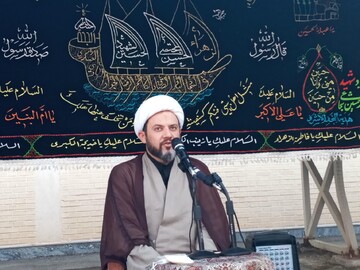 سعادت ابدی با الگوگیری از سیره بزرگان محقق می‌شود/ ۵ ویژگی مهم حضرت زینب (س)