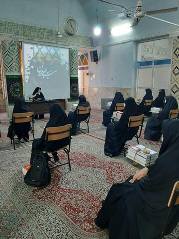 جلسه توجیهی طلاب جدی الورود مدرسه علمیه الزهرا یزد