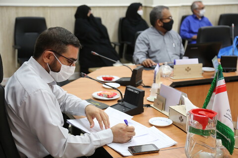 تصاویر/ کمیسیون های تخصصی  نقد آموزه ها در معنویت های نوظهور