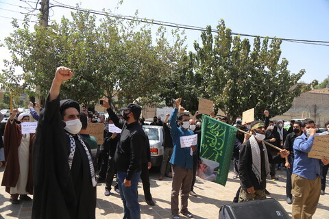 تصاویر /  تجمع اعتراضی‌ طلاب‌ در محکومیت‌ توهین به پیامبر اکرم (ص)