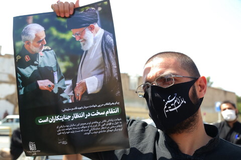 تصاویر / تجمع اعتراضی‌ طلاب‌ قم در محکومیت‌ توهین به پیامبر اکرم (ص)