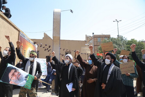 تصاویر / تجمع اعتراضی‌ طلاب‌ قم در محکومیت‌ توهین به پیامبر اکرم (ص)