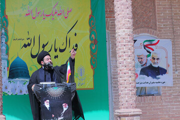 طلاب و روحانیون بیرجند در محکومیت اهانت به پیامبر(ص) تجمع کردند