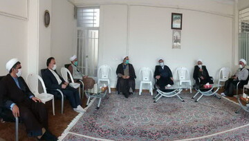 امام جمعه کرمان بر ارتقاء سطح کیفی مدارس علمیه تاکید کرد