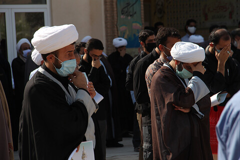 مع اعتراضی یزدی‌ها در محکومیت توهین به مقدسات اسلامی توسط نشریه فرانسوی