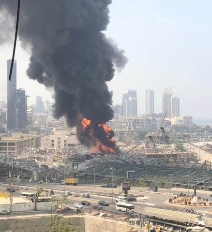 آتش سوزی بزرگی در بندر بیروت