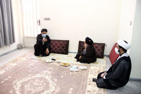 دیدار رئیس مرکز خدمات با نماینده ولی فقیه در استان خوزستان