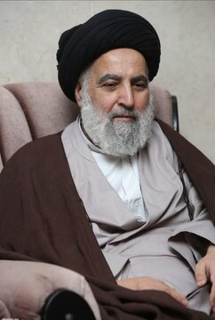 آیت‌الله هاشمی‌ گلپایگانی از مراتب شایسته فضل توام با تقوی برخوردار بود