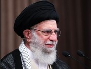 الإمام الخامنئي: الدفاع المقدس جزء من هوية الشعب الايراني