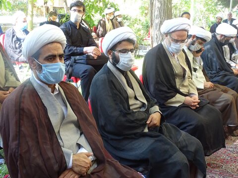 تصویر / مراسم ویژه گرامیداشت " چهلمین سالگرد هفته دفاع مقدس " در مدرسه علمیه طالبیه تبریز