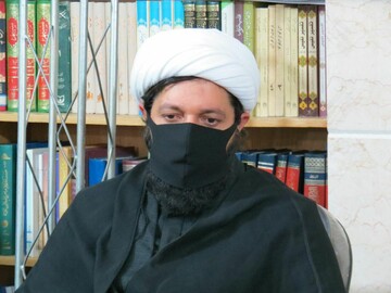 امر به معروف و نهی از منکر، همچون نماز واجب است