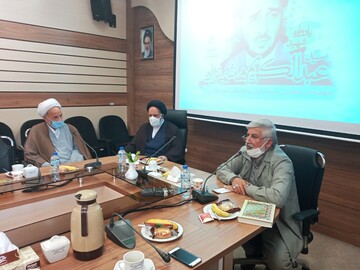 اندیشه های شهید هاشمی نژاد در حوزه تدریس شود