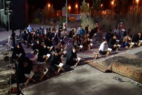تصاویر/ محفل انس با قرآن کریم در مدرسه علمیه امام خمینی (ره) خوی