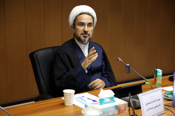 گزارشی از نشست «تمایزات دانش روابط بین‌الملل و فقه روابط بین‌الملل»