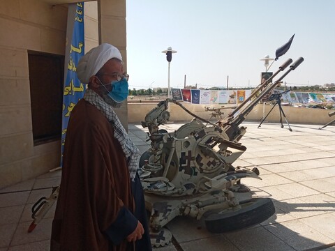 تصاویر/ بازدید مدیر حوزه سمنان از نمایشگاه دستاوردهای دفاع مقدس سمنان