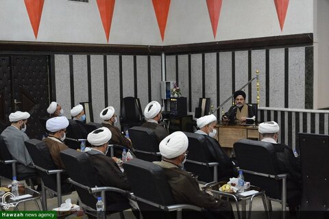 بالصور/ اجتماع مسؤولي ممثليات الإمام الخامنئي في محافظة أذربيجان شمالي غرب إيران