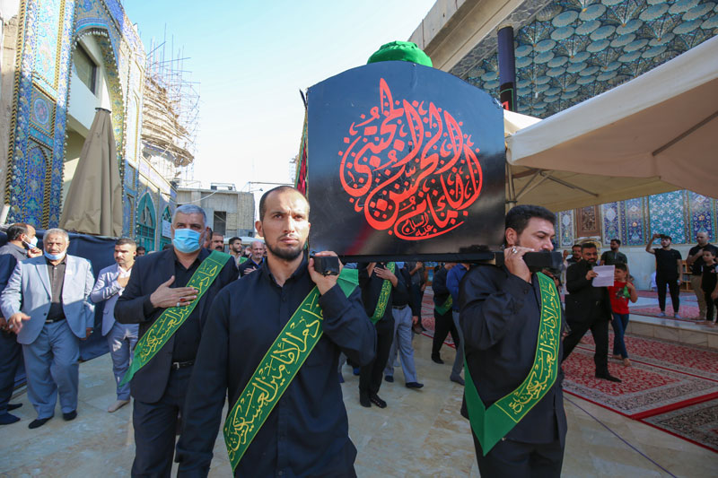 الامانة العامة للعتبة العسكرية المقدسة تقيم مراسيم التشييع الرمزي لنعش الإمام الحسن المجتبى (ع)+الصور