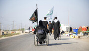 تصویر/ اربعین مارچ، زائرین حسینی کربلا کے راستے پر  پیدل چلتے ہوئے