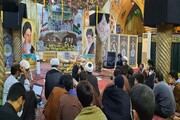 تصاویر/ محفل روایتگری دوران دفاع مقدس در مدرسه علمیه حافظین قرآن حاج شهبازخان کرمانشاه