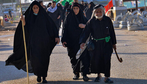 حضور سالخوردگان در پیاده روی زیارت اربعین حسینی
