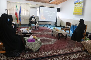 حوزه‌های علمیه به عنوان کنشگر فعال در جامعه حضور داشته باشند