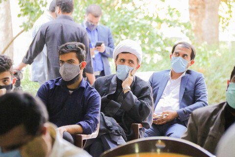  همایش اعزام طلاب جهادی اصفهان به خط مقدم جبهه سلامت