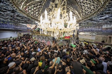 تصاویر/ حال و هوای حرم حضرت اباعبدالله الحسین (ع) در روز اربعین