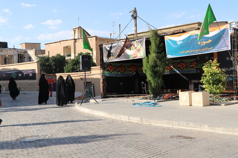 تصاویر| بازدید مسئولان و مدیران استان از غرفه خبرگزاری حوزه در شیراز